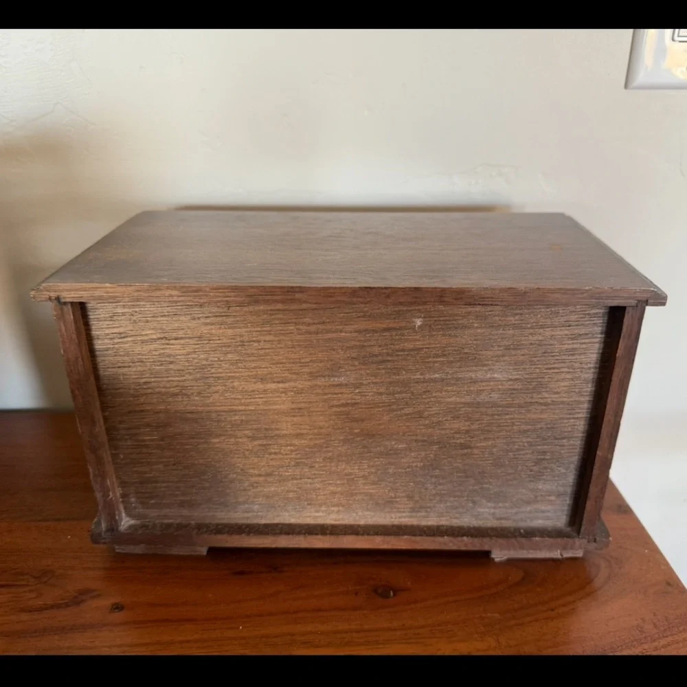 Vintage Japanese Jewelry Box w/‎ Lion's Heads Two Compartments Marked Red Liner